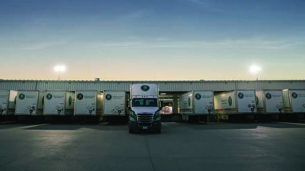 Truck_Tractor_Front_Dock_MultipleTrailer_NightTime_Lights_600x338.jpg